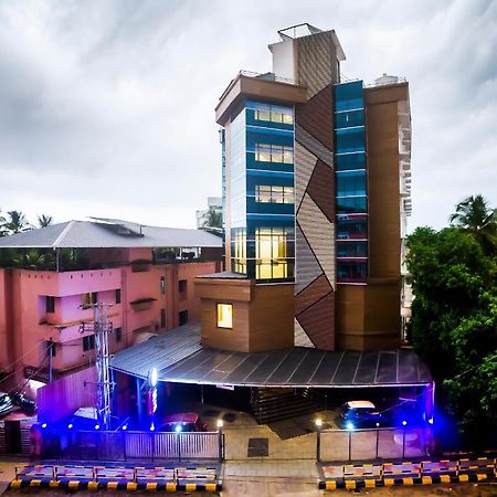 Hotel Guruvayur Darshan Экстерьер фото