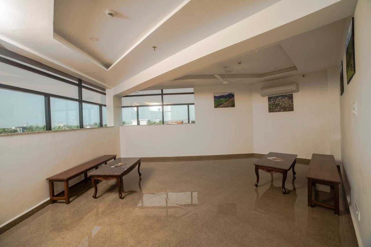 Hotel Guruvayur Darshan Экстерьер фото