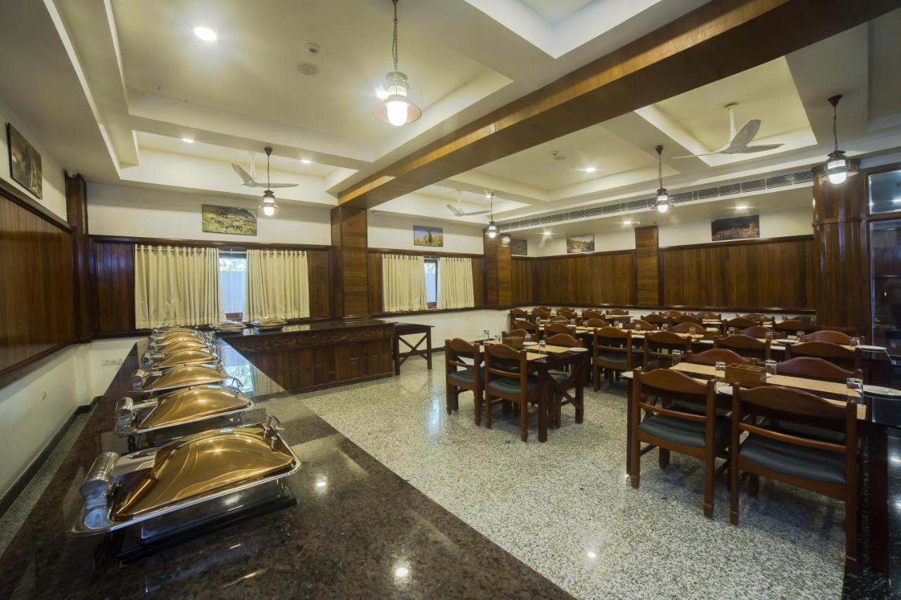 Hotel Guruvayur Darshan Экстерьер фото