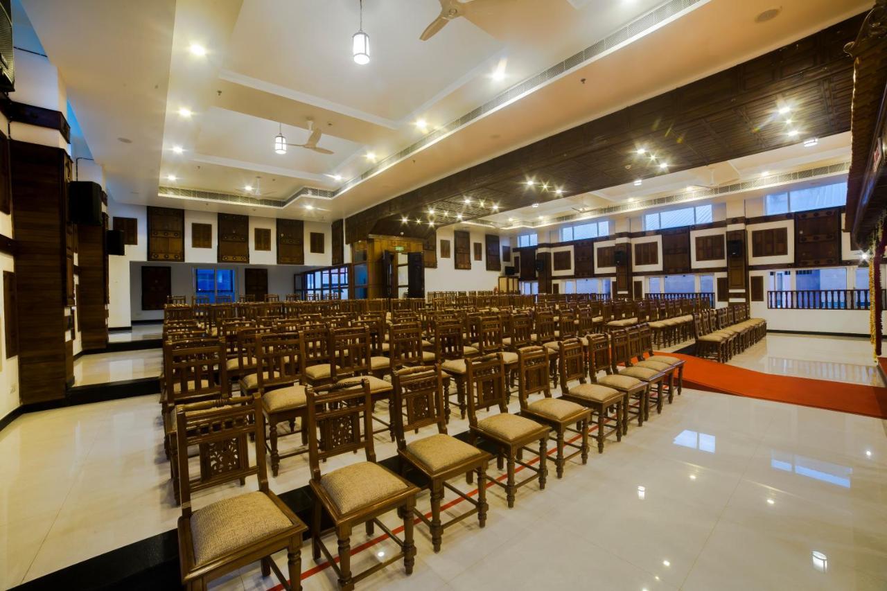 Hotel Guruvayur Darshan Экстерьер фото