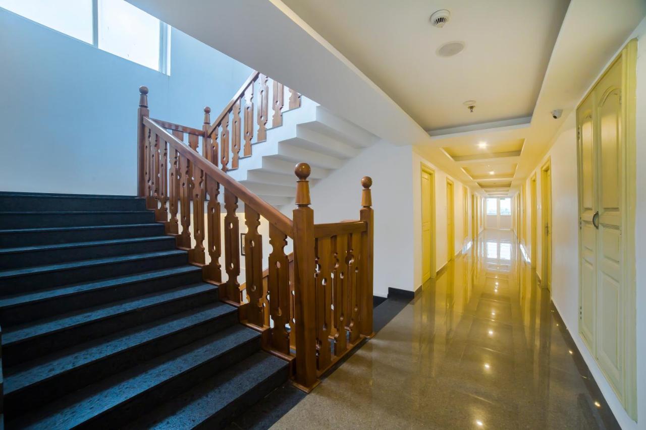 Hotel Guruvayur Darshan Экстерьер фото