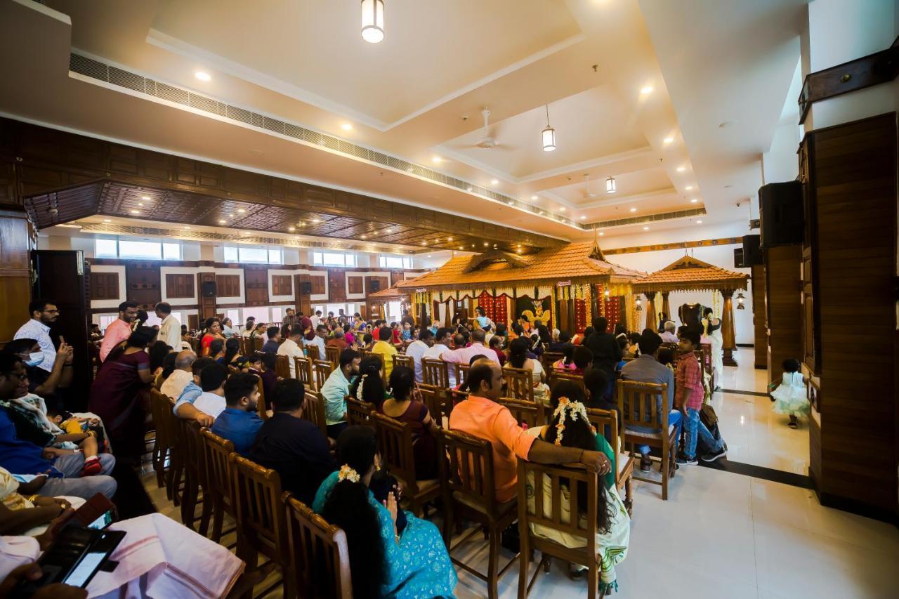 Hotel Guruvayur Darshan Экстерьер фото