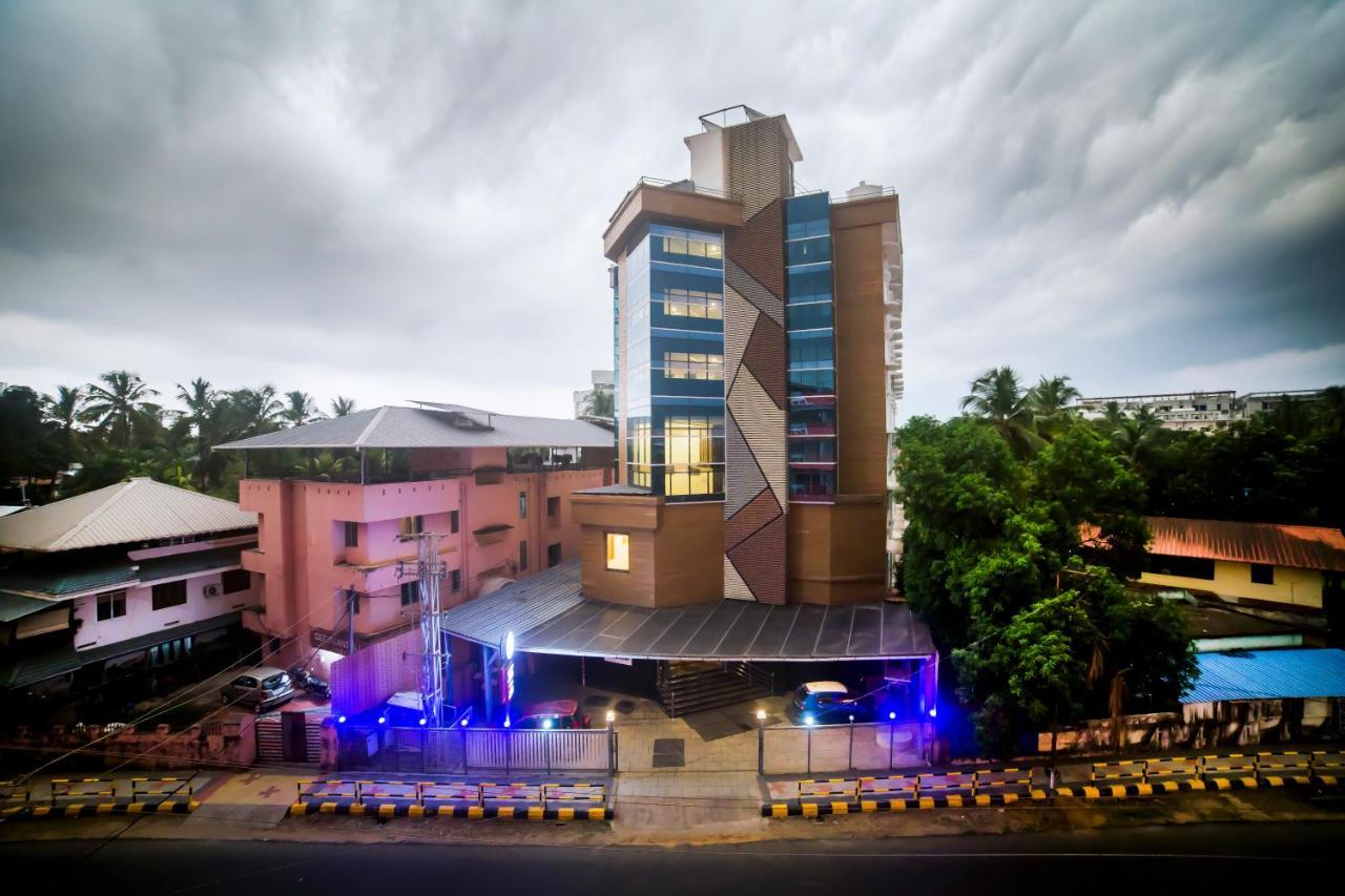 Hotel Guruvayur Darshan Экстерьер фото