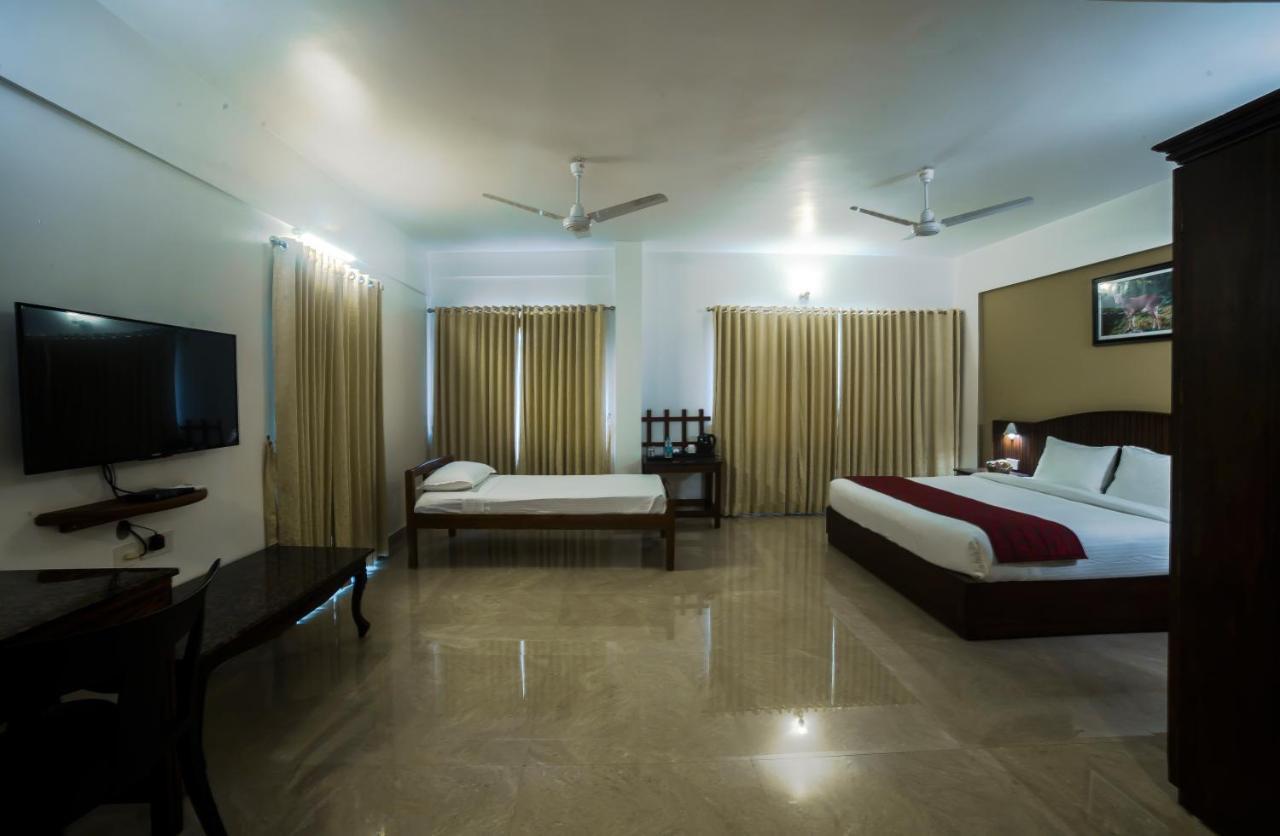 Hotel Guruvayur Darshan Экстерьер фото